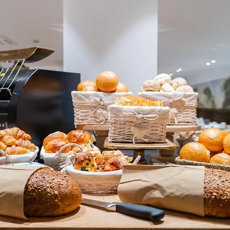 Grand Normandy By Cw Collection 4* Bruges